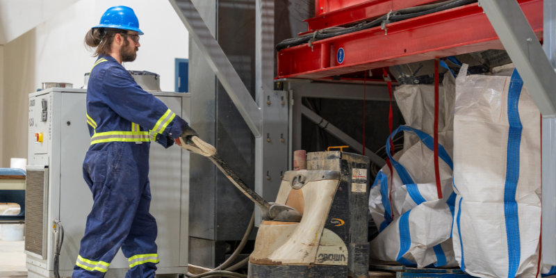 an employee at src minerals liberation centre